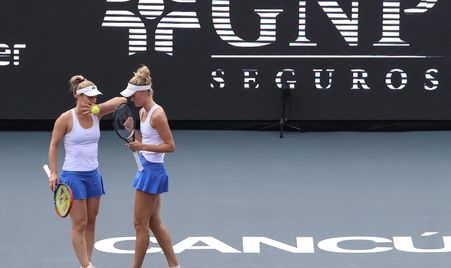 Dabrowski and Routliffe - 2023 WTA Finals Day 4