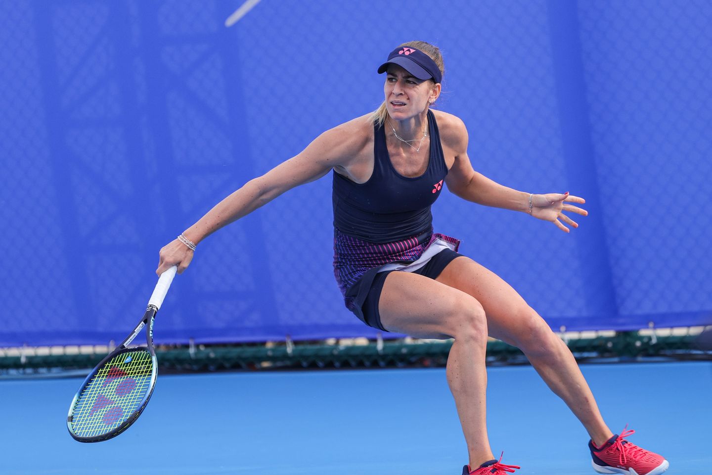 Anna Bondar saved two match points serving down 5-4 in the third set against Arianne Hartono in the Jiujiang first round before winning 6-2, 2-6, 7-6(3) -- her fourth victory in five meetings with Hartono.