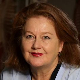 Deirdre McGhee Headshot