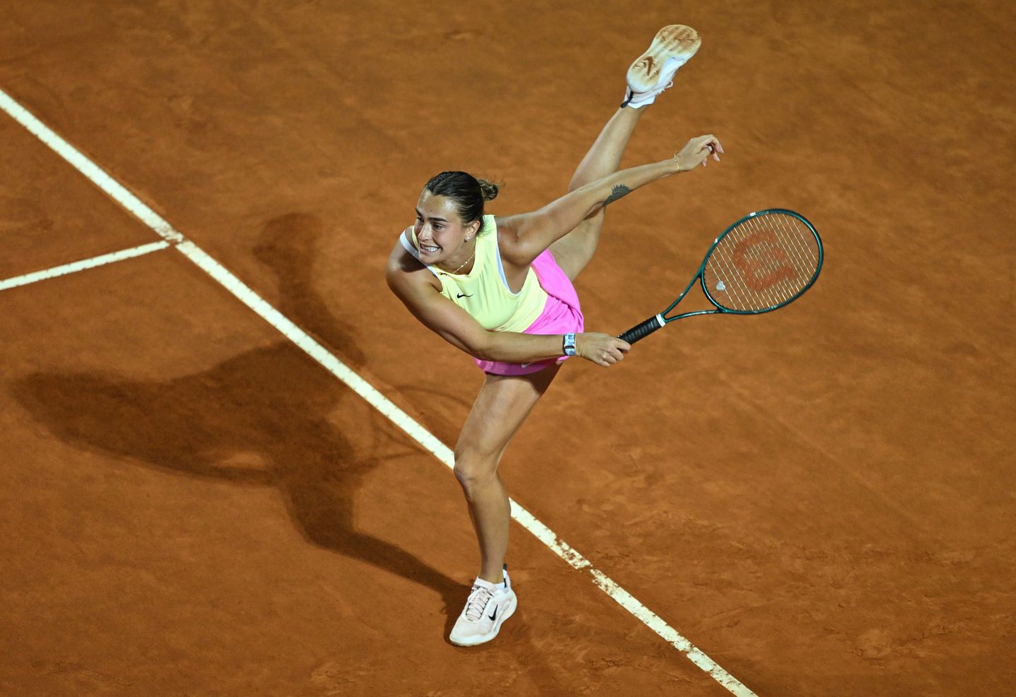 Aryna Sabalenka notched a 4-6, 6-1, 7-6(7) win over Elina Svitolina in the Rome Round of 16, saving three match points in total -- two at 6-5 in the third set, and another at 7-6 in the decisive tiebreak.