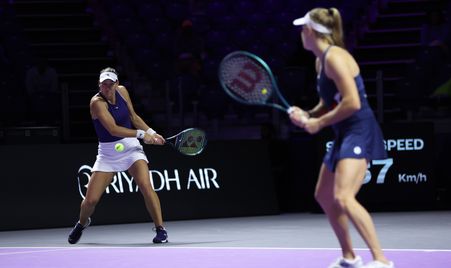 Nicole Melichar-Martinez, Ellen Perez - WTA Finals Riyadh 2024