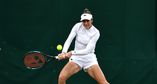 Bernarda Pera came from 5-2 down in the third set, saving two match points (one down 5-3 and another down 5-4) to defeat Anastasia Potapova 6-7(4), 6-4, 7-6[6] in the first round of Wimbledon.