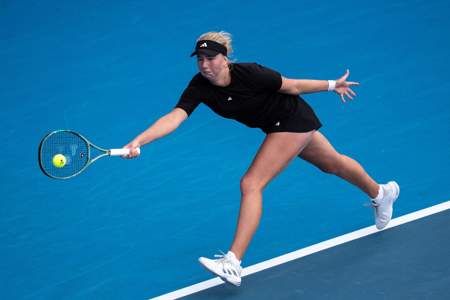 Clara Tauson came from a set and 5-3 down, saving one match point in the second-set tiebreak, to defeat Sofia Kenin 4-6, 7-6(7), 7-6(3) in the Auckland second round.