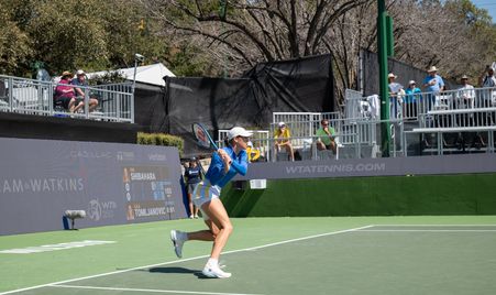 Ajla Tomljanovic held her first match point over Ena Shibahara in the Austin quarterfinals up 5-2 in the decider, but needed to save one against her in the tiebreak before converting her eighth for a 7-5, 3-6, 7-6(8) win.